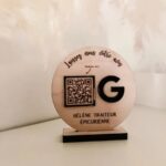 Wooden round single QR (NFC Supported)